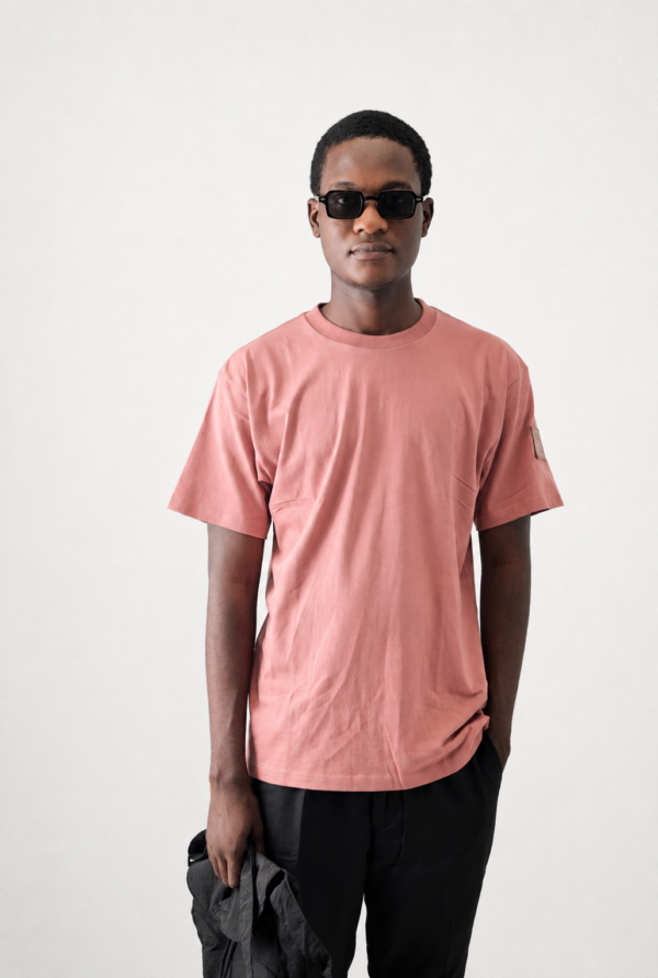 REGULAR FIT T-SHIRT