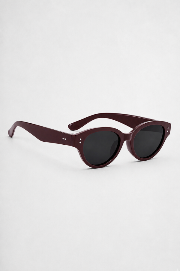 CAT-EYE FRAME SUNGLASSES Burgundy acetate sunglasses with UV400 protection and rounded frame.