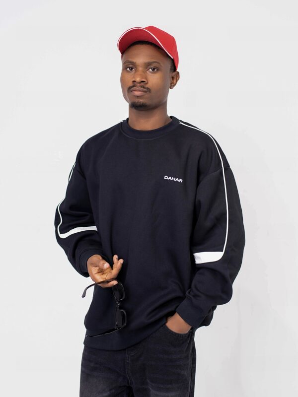 DAHAR HEAVYWEIGHT CREWNECK SWEATSHIRT
